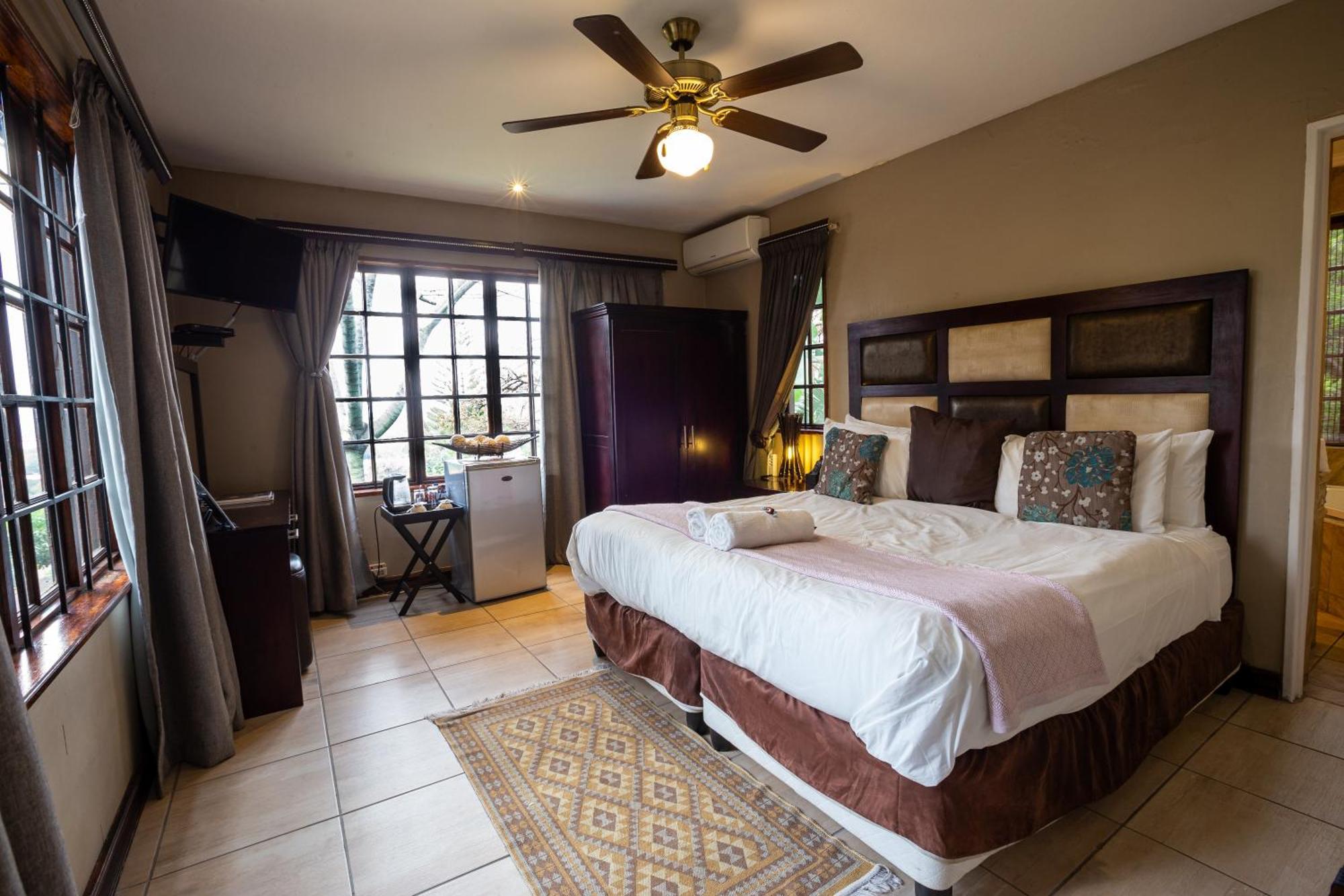 Hotel Waterfalls Boutique 4*